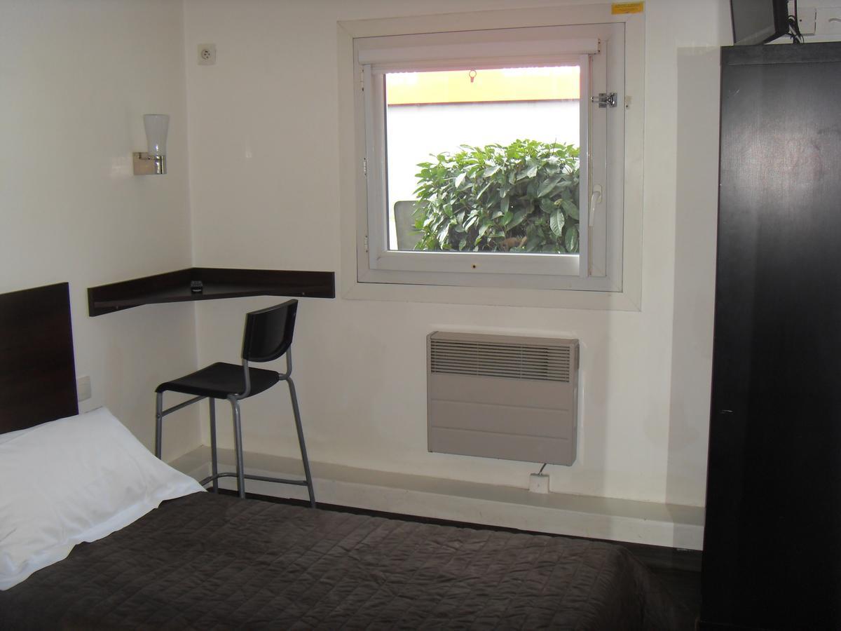 Hotel Class'Eco Courcouronnes Ngoại thất bức ảnh