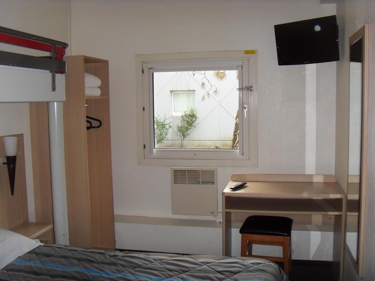 Hotel Class'Eco Courcouronnes Ngoại thất bức ảnh